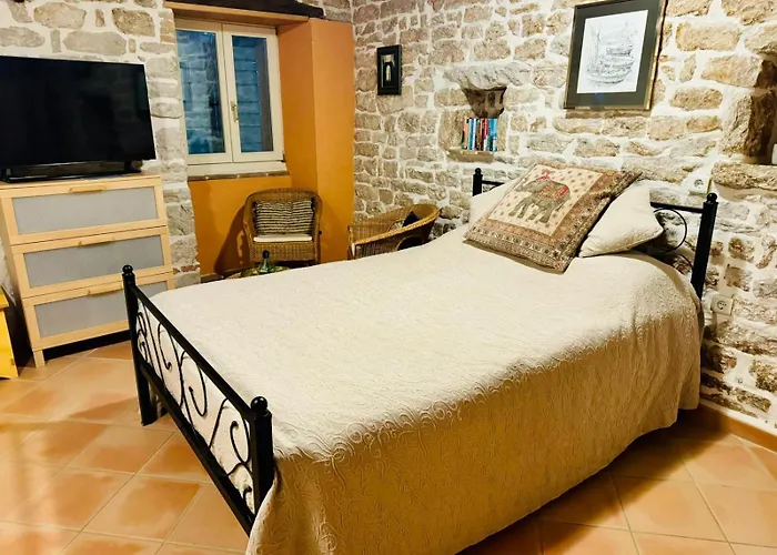 Romantic Studio Old Town